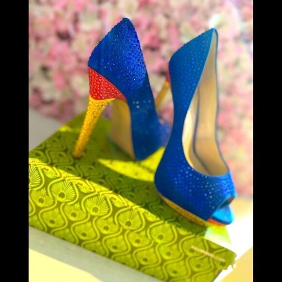 Gianni Bini Blue and Gold Heels - Picture 3 of 6